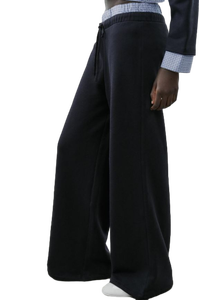 High Demand <b>Womens</b> Boxer <b>Waist</b> Black <b>Trouser</b> Ideal for Yoga and Workout Sessions Comfortable Fit Available at Affordable Price - Product Image 3