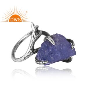 แหวนพลอยแทนซาไนต์ธรรมชาติเงินสเตอร์ลิงดีไซน์ไม่เหมือนใครสำหรับผู้หญิงผู้ผลิตเครื่องประดับตามสั่ง - Product Image 4