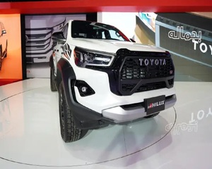 Toyota Hilux GR-Sports 4.0l 2024 Seminuevo, Volante a la Izquierda y Derecha - Product Image 3