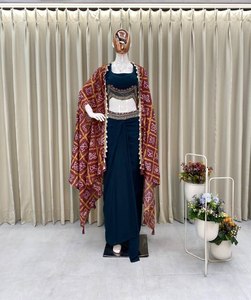 Blouse KOTI imprimée de style occidental fantaisie avec bas occidental pour soirée - Réversible et respirant - Product Image 1