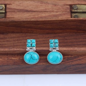 Pendientes de turquesa multipiedra simétricos artesanales en plata de ley 925 - Product Image 2