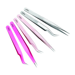 Lot de 4 pinces à cils en acier inoxydable avec logo personnalisé Outils de maquillage essentiels de haute qualité, incurvés et volumineux - Product Image 3