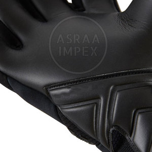 Vêtements de sécurité dans le nouveau stock Gants de gardien de but de football Confortables en cuir de haute qualité Séchage rapide Hiver écologique - Product Image 3