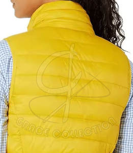 Professional Manufacturing <b>Women's</b> Puffer <b>Vest</b> 100% Polyester Winter Sleeveless Puffer <b>Vest</b> With Customized Logo - Product Image 4