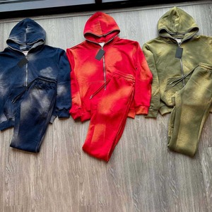 2026 personnalisé poids lourd bouffée impression hommes sweat à capuche zippé et pantalon de survêtement évasé survêtement ensemble 100% coton délavé à l'acide survêtements pour hommes - Product Image 1