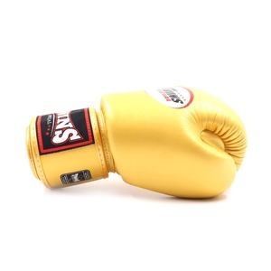 ถุงมือชกมวยหนังวัวแท้พิมพ์โลโก้คู่ถุงมือกีฬากลางแจ้งพร้อมส่ง - Product Image 4