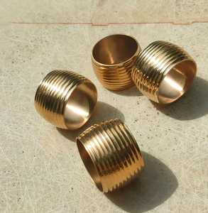 Ronds de serviette en rotin Décor de table en osier Ronds de serviette élégants pour une expérience culinaire élégante - Product Image 1