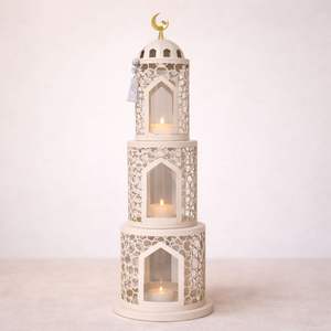 Ensemble de lanternes en métal blanc et or avec dessus en forme de croissant, calligraphie arabe, découpes, lumière de bougie chaleureuse, décoration de la maison festive, cadeau - Product Image 6