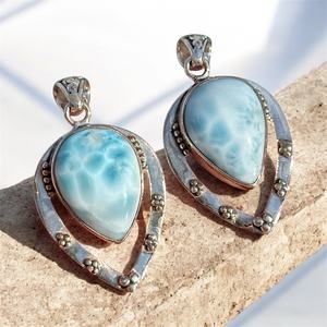 Pendientes Colgantes de Plata de Ley 925 con Piedra Larimar Estilo Bohemio, Forma de Pera, Regalo Elegante para Mujer - Product Image 1