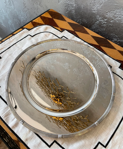 Platos de Presentación de Metal de Diseño Elegante para Restaurantes y Hoteles, Plato de Presentación Redondo Plateado Pulido para Eventos y Cenas en Casa - Product Image 4