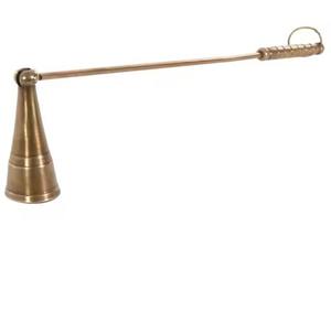 Apagavelas Navideño de Metal, Hecho a Mano, Ecológico, Duradero, con Diseño Clásico y Acabado Dorado para Decoración del Hogar - Product Image 6