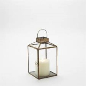 Linterna de vela con grabado de hierro y vidrio, diseño clásico, portavelas de metal con recubrimiento de polvo blanco, tamaño ideal para decoración del hogar - Product Image 3