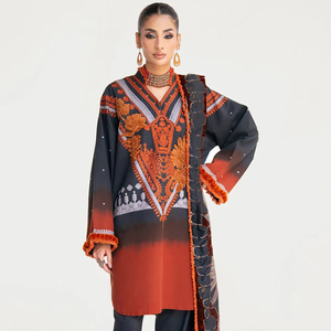 Robe de bal de mariage moderne pour femmes, imprimée, lourde, grande taille, épaules dénudées, à lacets, broderie, sequins, nœud, traîne - Product Image 1