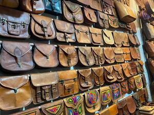 New Arrival Ladies Fashion Genuine Leather <b>Laptop</b> <b>Bag</b> Cute Shoulder Handbag with Soft <b>Canvas</b> Lining - Product Image 6