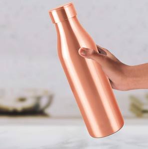 ขวดน้ำทองแดงแท้พรีเมียม 950 มล. สำหรับเดินทาง ทนทาน ขวดน้ำทองแดงเรียบหรู ดีไซน์ทันสมัย - Product Image 2