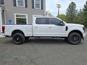 USADO FORD F-250 SUPER DUTY LARIAT CREW CAB 4WD CON VOLANTE A LA IZQUIERDA/DERECHA - Product Image 3