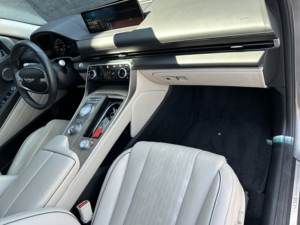 Clean 2022 Gene-sis GV80 Advanced + Twin Turbo Premium d'occasion - Product Image 4