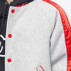 Veste universitaire bleue épaisse OEM avec logo personnalisé au point de chaîne Streetwear veste en velours côtelé à col élégant et fermeture éclair pour hommes - Product Image 4