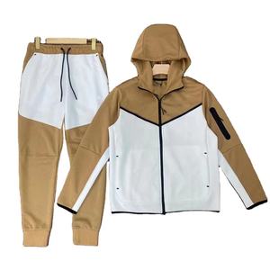 Kivotech Survêtements unisexe de jogging en coton épais en polaire pour hommes Survêtements décontractés avec logo personnalisé avec capuche Sweat à capuche uni et joggers - Product Image 1