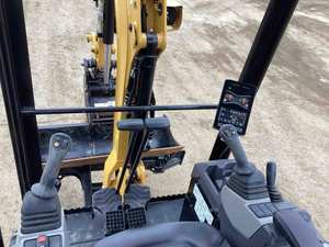 รถขุดตีนตะขาบขนาดเล็กสำหรับ301.5แมวรับประกัน1ปีรวมถึงปั๊มมอเตอร์เครื่องยนต์หลัก - Product Image 5