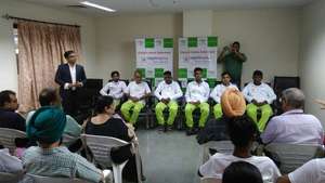 เครื่องแบบอาสาสมัครทางการแพทย์ปรับแต่งได้สำหรับคลินิกและโรงพยาบาลเครื่องแต่งกายโรงพยาบาลพรีเมี่ยม - Product Image 2