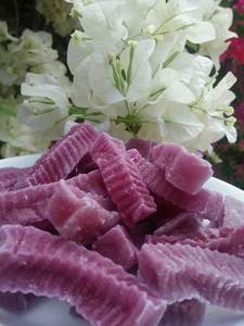 Sea Moss Gummies With Burdock Root and Vitamin C for <b>Skin</b> - Tropical Wellness Symphony: Fresh Irish Sea Moss Gummies - Product Image 3