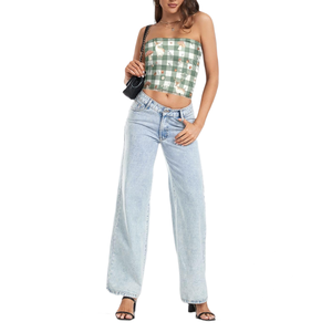 เสื้อเกาะอกพิมพ์ลายคริสต์มาสคุณภาพสูงด้วยเทคนิคการพิมพ์แบบซับลิเมชั่น - เสื้อทูปท็อปธีมป่าที่หวานละมุนและสง่างามสำหรับผู้หญิง - Product Image 5