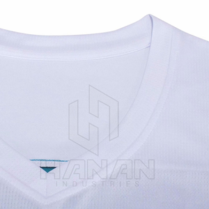 Uniformes de basket-ball unisexes les plus vendus en gros avec technologie de séchage rapide, coupe élégante et matériau léger à bas prix - Product Image 3