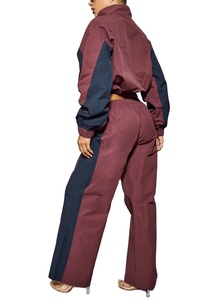 Ensemble de survêtement pour femme, coupe-vent, personnalisé avec logo, de haute qualité, léger, respirant, 100% polyester, élégant - Product Image 2