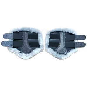 Botas de cepillado de caballos de cuero PU Protección de piernas ajustable y duradera para caballos Hecho en Pakistán - Product Image 4