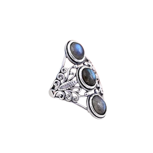 Bague de fiançailles de style bohème classique en argent sterling 925 avec pierre précieuse labradorite, faite à la main, cadeau de mariage ou de fête - Product Image 1