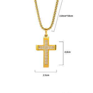 Collana con Ciondolo a Croce Minimalista e Unica in Acciaio Inossidabile 316 con Incastonatura in Zircone - Product Image 5