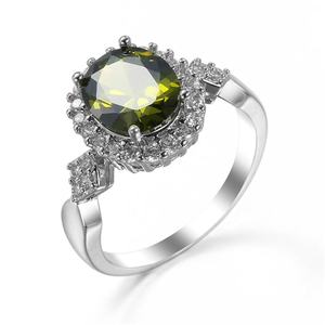 Anillo de moldavita, anillo para mujer y niña, amor a alguien, regalo de aniversario, anillo de declaración único - Product Image 1