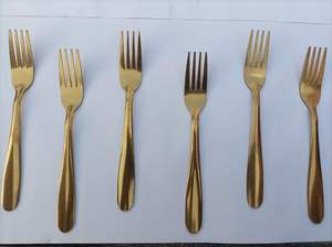 Ensemble de couverts élégant en acier inoxydable poli miroir pour les grandes célébrations et les repas décontractés à la maison, utilisation quotidienne durable - Product Image 6