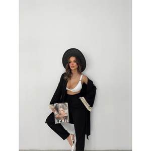 Conjunto de Kimono Negro con Flecos para Mujer, Atuendo Elegante y con Estilo con Detalles de Flecos - Product Image 5