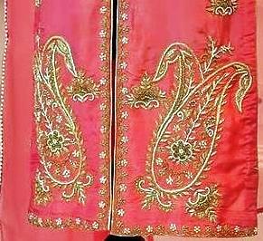 Costumes modernes en soie brodés à la main non cousus pour femmes Style traditionnel indien tendance pour les fêtes - Product Image 4