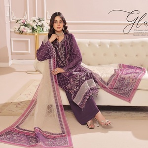 Robe panjabi pakistanaise brodée en mousseline de soie pour femme Costume trois pièces Salwar Kameez conçu par Motis Fashion Vol ANCHAL - Product Image 2