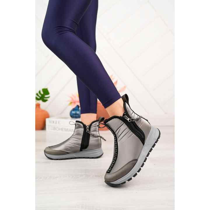 Suins Vanessa Diver Fabric Special Design Zippered Boots with Stone Accessories