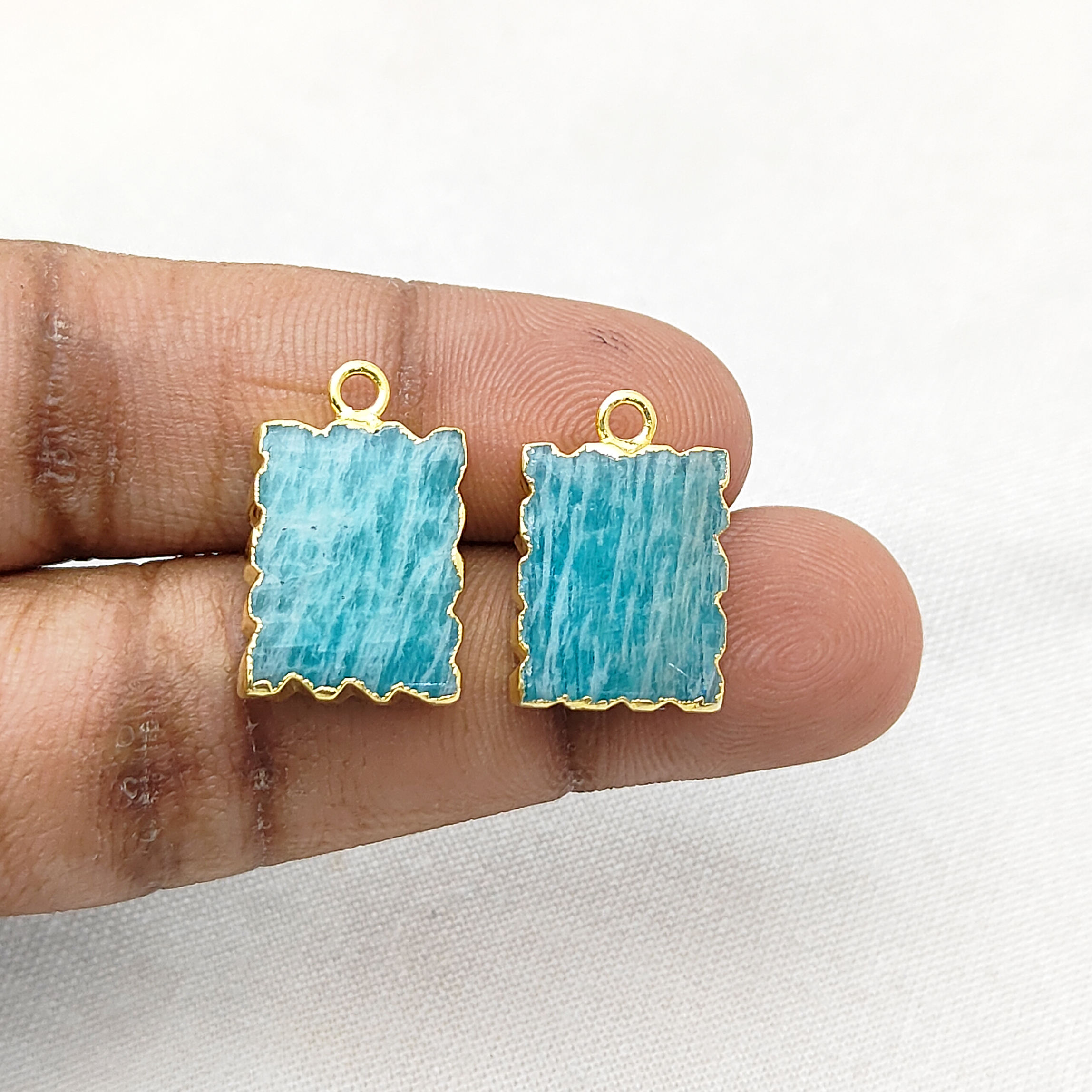 อะเมโซไนต์