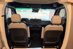 รถบ้านมือสองปี 2020 รุ่น Spriinter 3500XD Winnebago View 24J Class-C - Product Image 6