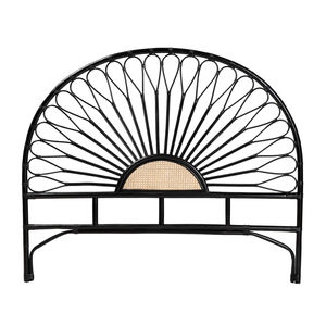 Tête de lit en rotin vintage de luxe Black Sun Flower, tête de lit en rotin, tête de lit en osier cintrée en provenance du Vietnam, vente en gros en vrac - Product Image 1