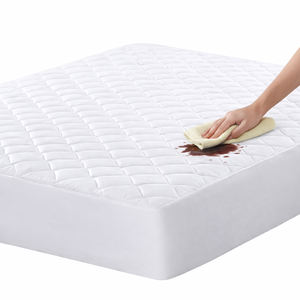 Protège-matelas matelassé imperméable 360° avec bande élastique, ajustement ferme pour matelas jusqu'à 30 cm de hauteur - Product Image 1