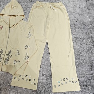 ชุดวอร์มลำลองสำหรับฤดูหนาว ประดับคริสตัลและกลิตเตอร์ สไตล์สปอร์ต ผ้าฝ้าย 100% ระบายอากาศดี ขายส่ง ดีไซน์ใหม่ - Product Image 3