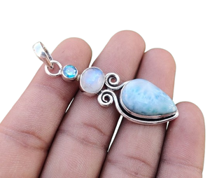 Joyería de piedras preciosas de Larimar para mujer, colgante de estilo bohemio de plata, joyería de plata de ley 925, colgante hecho a mano de tendencia, Regalo para mamá - Product Image 1