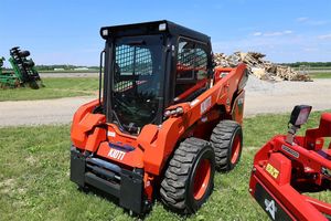 Precio de Fábrica al por Mayor, Cargadora Compacta Kioti SL750U-LQ con Tracción en las 4 Ruedas, en Buenas Condiciones, en Venta a Bajo Precio - Product Image 6