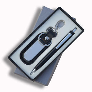 Ensemble d'offre combinée de porte-clés en cuir et métal de qualité supérieure pour les cadeaux Mousquetons et porte-clés promotionnels - Product Image 5