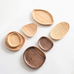 Petite assiette en bois prix le moins cher meilleure qualité mélange de tailles et de formes ensemble de vaisselle en bois d'acacia - Product Image 1