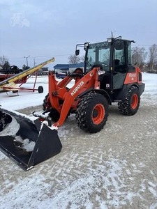 Chargeuse sur pneus Kubota R630 2020 avec capacité de charge nominale de 45 tonnes - Product Image 6