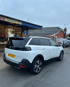 Venta Rápida: Peugeot 5008 Nuevo, Vehículo de Nueva Energía, con Servicio de Valet Completo (LHD/RHD) - Product Image 5