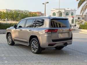 Used 2024 for for Left Hand Drive SUV Diesel 4.1-6L Automatic Dark Seats 360 <b>Camera</b> <b>Panoramic</b> Sunroof - Product Image 2